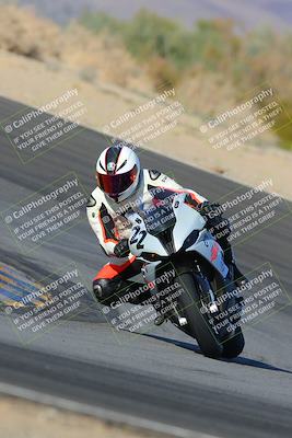 media/Dec-18-2022-SoCal Trackdays (Sun) [[8099a50955]]/Turn 10 (140pm)/